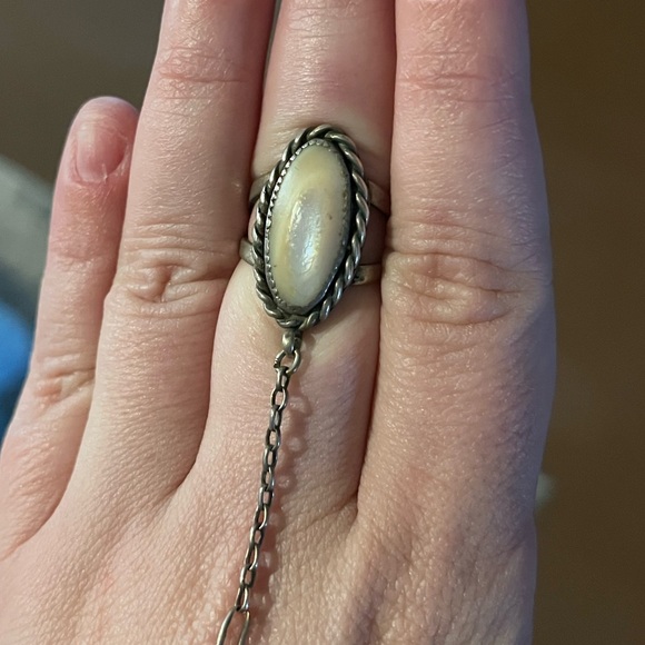 Authentic & Stamped Sterling Silver / Mother of Pearl Vintage Cuff/Bracelet - Picture 5 of 6